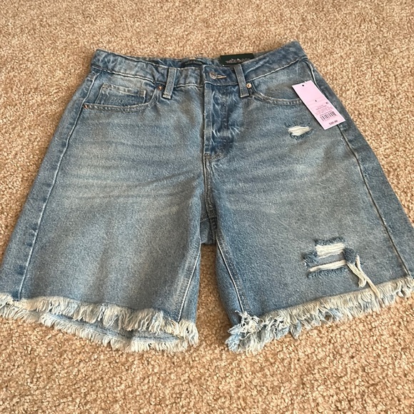 wild fable Pants - Size 4 NWT Bermuda Shorts!